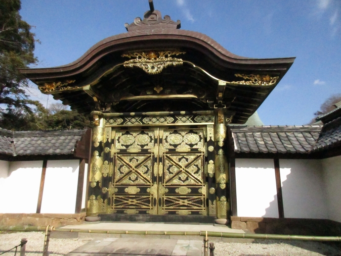 建長寺の唐門