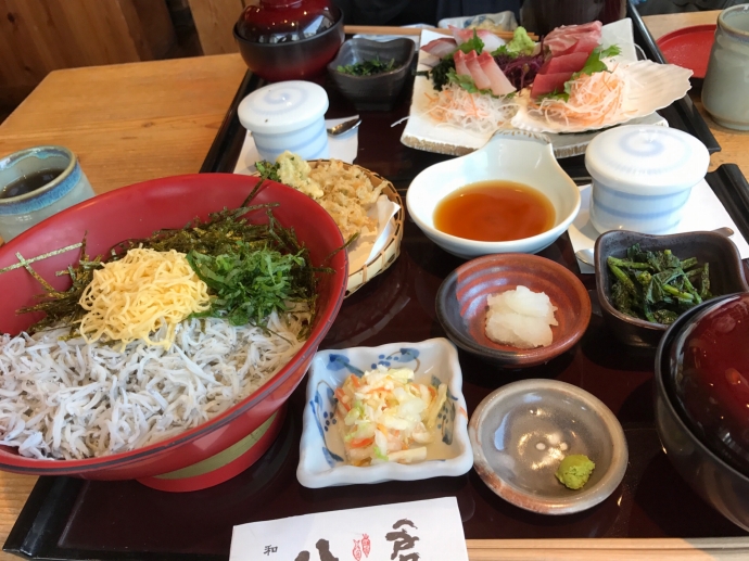 鎌倉日帰り旅行の昼ご飯